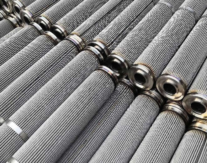 Metal pleated filter element