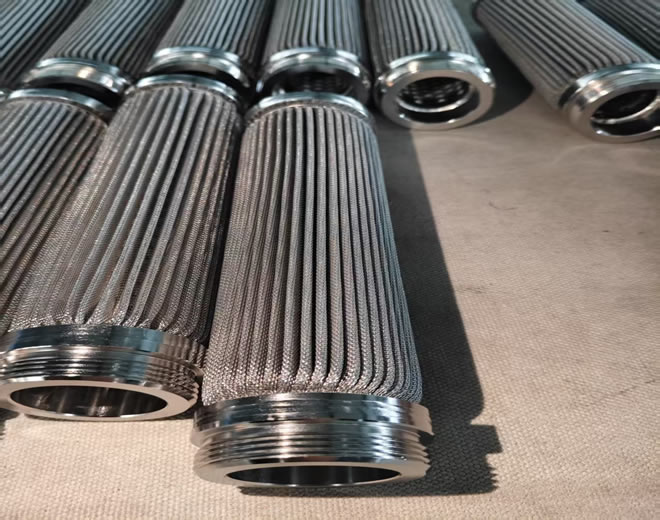 Stainless steel sintered pleated filter cartridge used in recycled plastics.